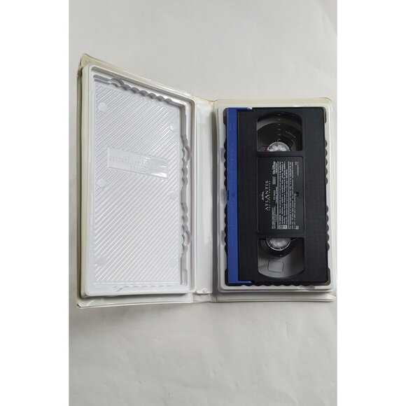 Atlantis: The Lost Empire VHS Tape Disney - Clamshell - Picture 4 of 5